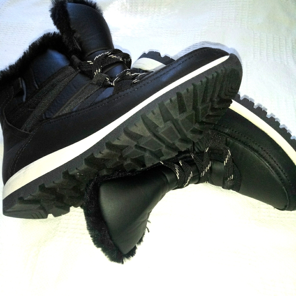 Women's boots